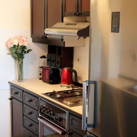 Blue Rose Apartment โตรกีร์ ภายนอก รูปภาพ