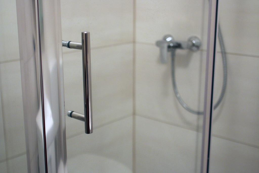 Blue Rose Apartment โตรกีร์ ภายนอก รูปภาพ