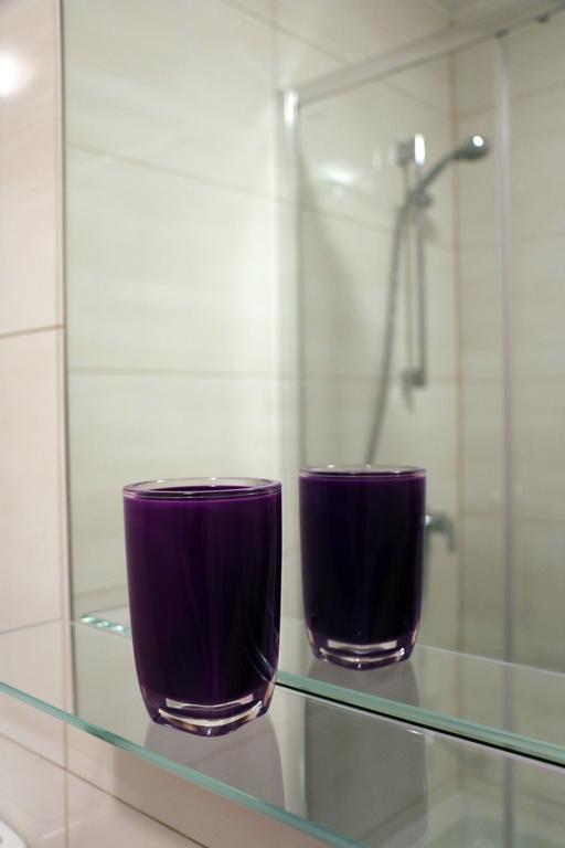Blue Rose Apartment โตรกีร์ ภายนอก รูปภาพ