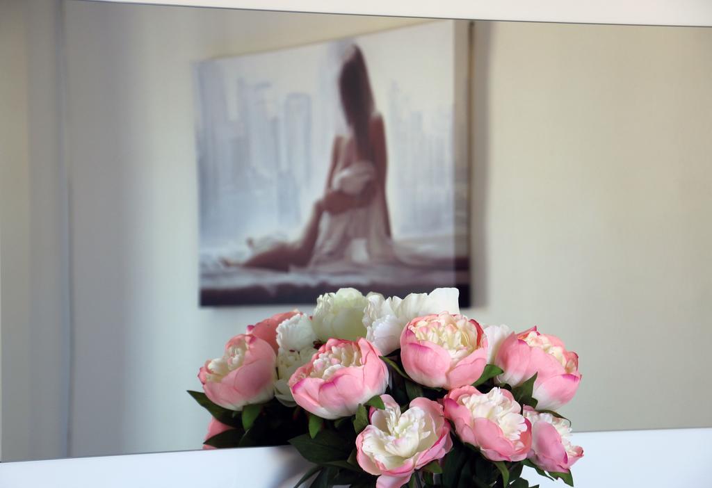 Blue Rose Apartment โตรกีร์ ภายนอก รูปภาพ